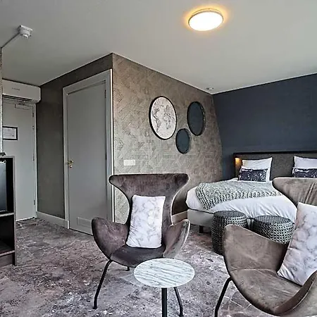 Slot Hotel 3*