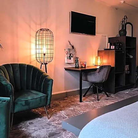 Hotel Slot 3*
