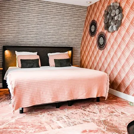 Slot Hotel 3*