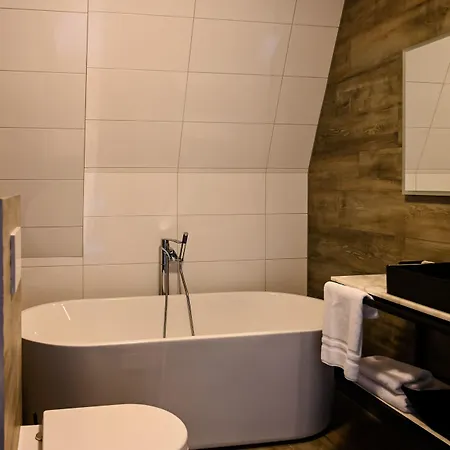 Slot Hotel 3*